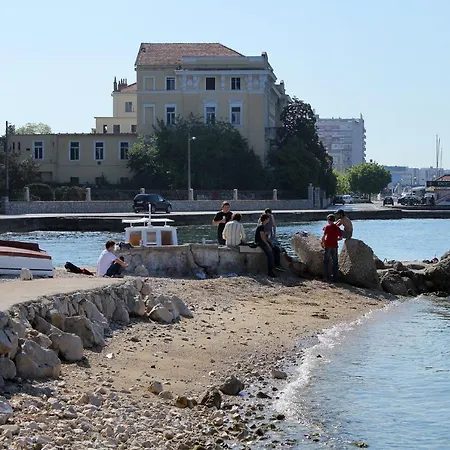 With Parking Space - 18809 Apartamento Zadar