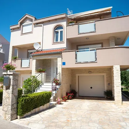 Apartamento With Parking Space - 18809 Zadar